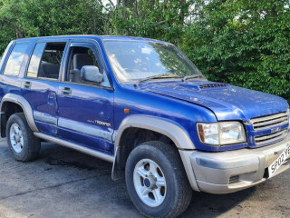 Isuzu Trooper 2 поколение 2002г. 3.0 л., 4JX1 - фото №3