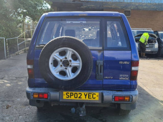 Isuzu Trooper 2 поколение 2002г. 3.0 л., 4JX1 - фото №8