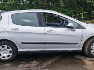 Peugeot 308 1 поколение 2008г. 1.6 л., 9HX (DV6ATED4) - фото №5