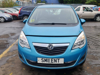 Opel Meriva B 2011г. 1.7 л., A 17 DTS - фото №1