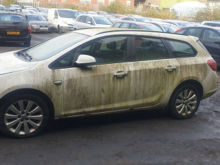 Opel Astra J 2012г. 1.3 л., A 13 DTE - фото №4