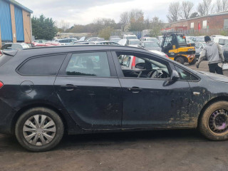 Opel Astra J 2011г. 1.7 л., A 17 DTR - фото №5