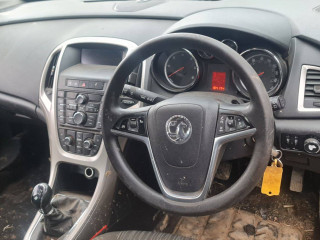 Opel Astra J 2011г. 1.7 л., A 17 DTR - фото №9