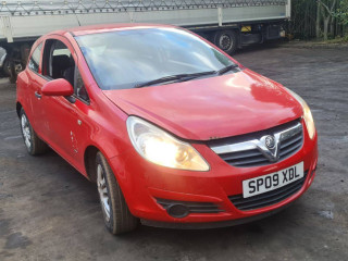 Opel Corsa D 2009г. 1.3 л., Z 13 DTJ - фото №1