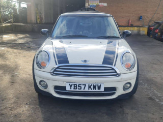 Mini Cooper 2 поколение 2007г. 1.6 л., 9HZ (DV6TED4) - фото №1