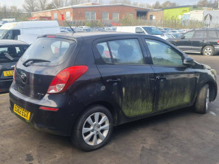 Hyundai i20 1 поколение 2012г. 1.1 л. - фото №4