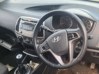 Hyundai i20 1 поколение 2012г. 1.1 л. - фото №6