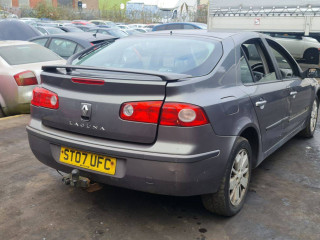 Renault Laguna 2 поколение [рестайлинг] 2007г. 2.0 л., F4R 714 - фото №7