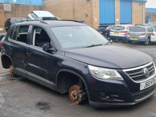 Volkswagen Tiguan 1 поколение 2008г. 2.0 л., CBAB - фото №3