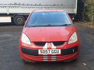 Mitsubishi Colt 6 поколение 2008г. 1.1 л., 3A91 - фото №1