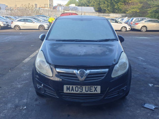 Opel Corsa D 2009г. 1.3 л., Z 13 DTJ - фото №1