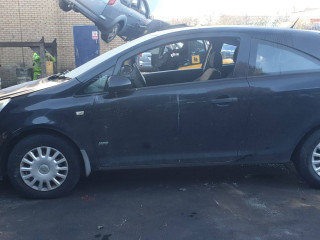 Opel Corsa D 2009г. 1.3 л., Z 13 DTJ - фото №4