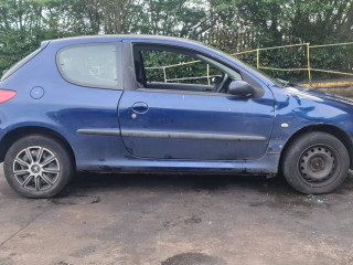 Peugeot 206 1 поколение 2003г. 1.4 л., KFW (TU3JP) - фото №5