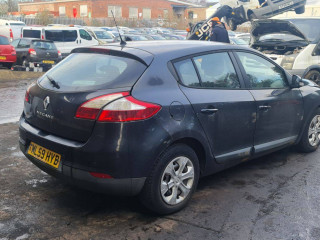 Renault Megane 3 поколение 2009г. 1.6 л., K4M 848 - фото №7