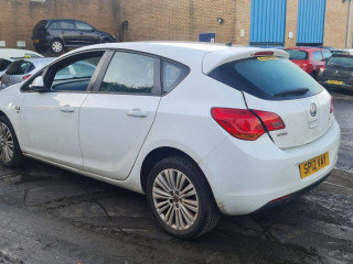 Opel Astra J 2012г. 1.6 л., A 16 XER - фото №6