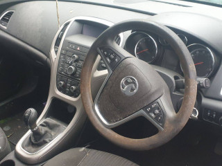 Opel Astra J 2010г. 1.6 л., A 16 XER - фото №9