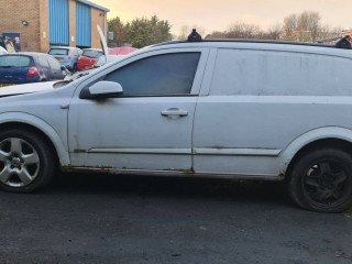 Opel Astra H 2007г. 1.7 л., Z 17 DTH - фото №4