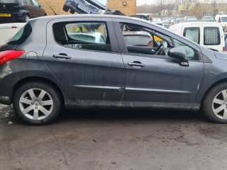 Peugeot 308 1 поколение 2008г. 1.6 л., 9HX (DV6ATED4) - фото №5