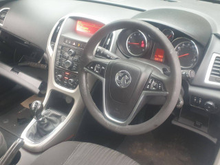 Opel Astra J 2011г. 1.6 л., A 16 XER - фото №9