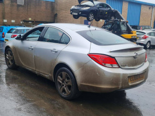 Opel Insignia A 2010г. 2.0 л., A 20 DT - фото №6