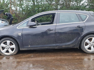 Opel Astra J 2010г. 1.6 л., A 16 XER - фото №4