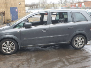 Opel Zafira B [рестайлинг] 2010г. 1.7 л., A 17 DTJ - фото №4