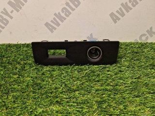 Прикуриватель задний BMW X7 G07 2018-2022