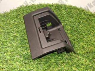 Крепление шторки багажника левое BMW X7 G07 2018-2022