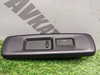 Разъем AUX / USB BMW X7 G07 2018-2022