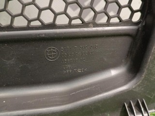 Пластик моторного отсека правый, ориг. номер 7399018, 51717399018, BMW X3 G01 2017-2021