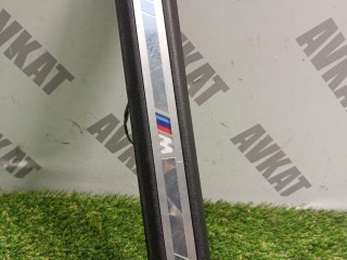 Накладка на порог внутренняя передняя левая BMW X5 G05 2018-2023, внедорожник 5 дв., правый руль, 51478069271