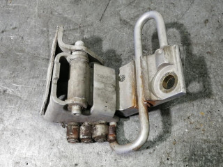 Петля двери, Volkswagen Passat 1996-2001