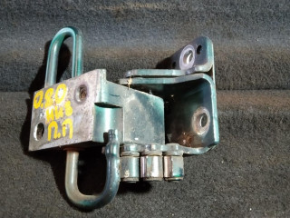 Петля двери передней правой, ориг. номер 4B0831412, Audi A6 1997-2001