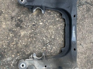 Балка подвески передняя (подрамник), Volkswagen Passat 2000-2005