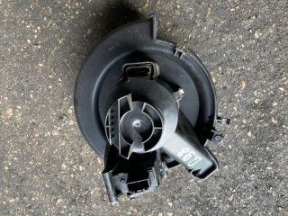 Моторчик печки Opel Astra 1998-2009