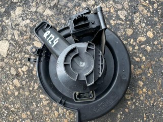 Моторчик печки, Opel Zafira 2003-2006