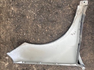 Крыло переднее левое Mercedes B W245 2005-2008