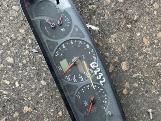 Щиток приборов (приборная панель) Citroen C5 2000-2004