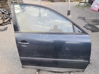 Дверь передняя правая Volkswagen Passat 2000-2005