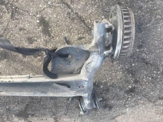 Балка подвески задняя, Dacia Logan 2007-2012