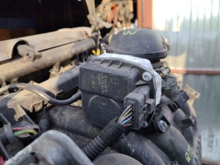 Заслонка дроссельная Peugeot 307 2001-2005