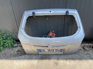 Крышка багажника (дверь 3-5) Hyundai Tucson 2004-2010