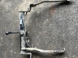 Прицепное устройство (фаркоп), Peugeot 807 2002-2008