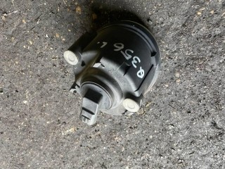 Фара противотуманная левая, ориг. номер 7701045718, Renault Laguna 1998-2001