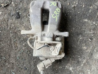 Суппорт задний правый Volkswagen Passat 2005-2010