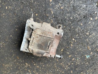 Суппорт задний левый, Citroen C5 2000-2004