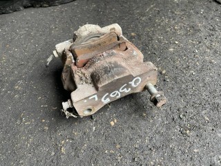 Суппорт задний левый, Citroen C5 2000-2004