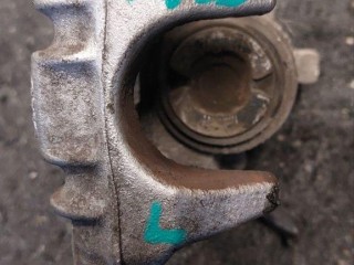 Суппорт задний левый Volkswagen Golf 1997-2006