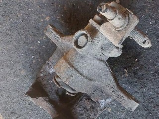 Суппорт задний правый, Ford Mondeo 2000-2003