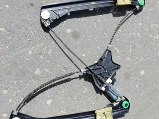Стеклоподъемник электрический передний правый, ориг. номер 3G0837462B, Volkswagen Passat 2011-2015